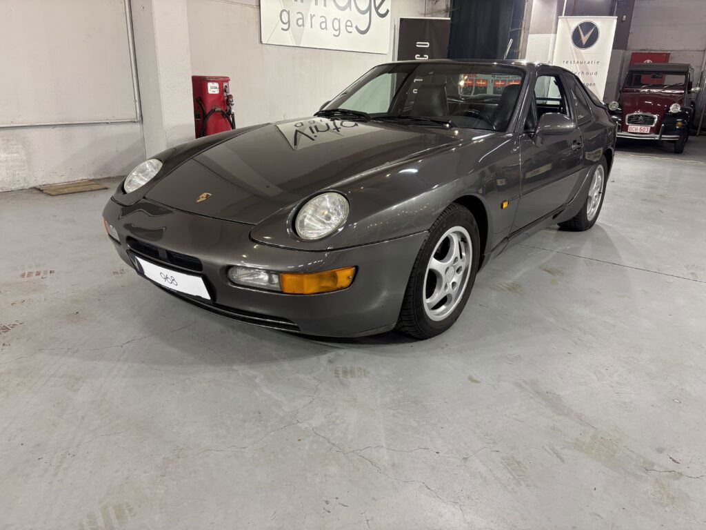Porsche 968