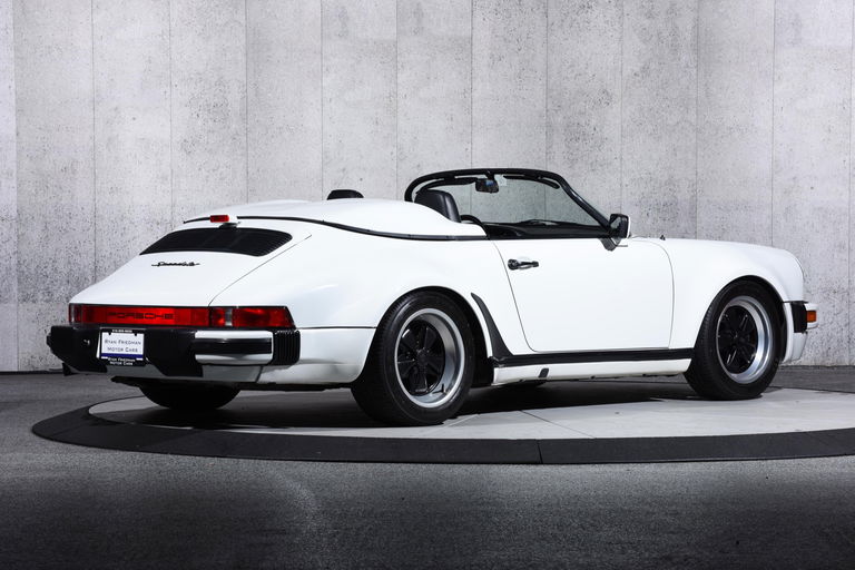 Porsche 911 Carrera 3.2 Speedster (US)