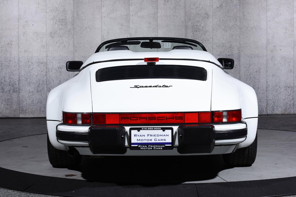 Porsche 911 Carrera 3.2 Speedster (US)