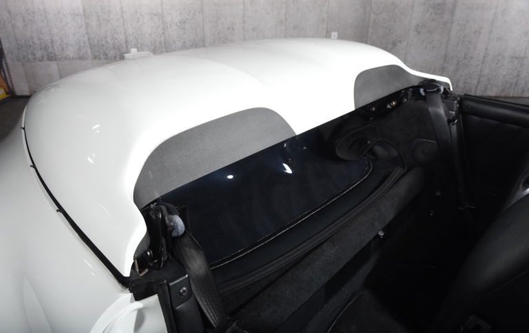 Porsche 911 Carrera 3.2 Speedster (US)