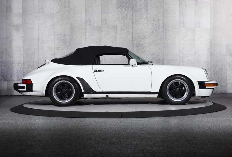 Porsche 911 Carrera 3.2 Speedster (US)