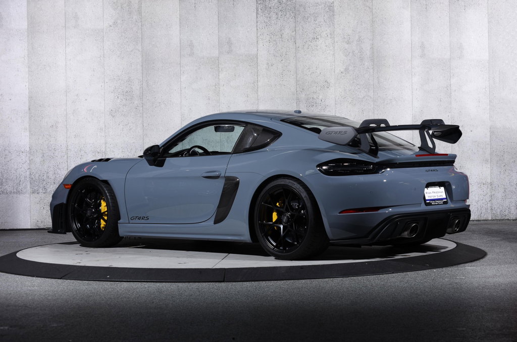 Porsche 718 Cayman GT4 RS