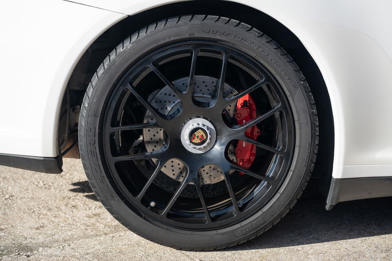 Porsche 997.2 Carrera GTS