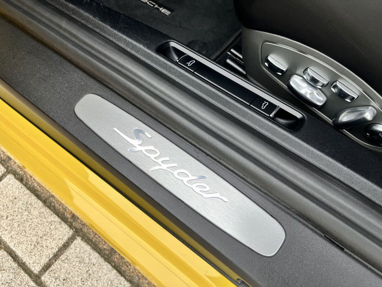 Porsche 981 Boxster Spyder