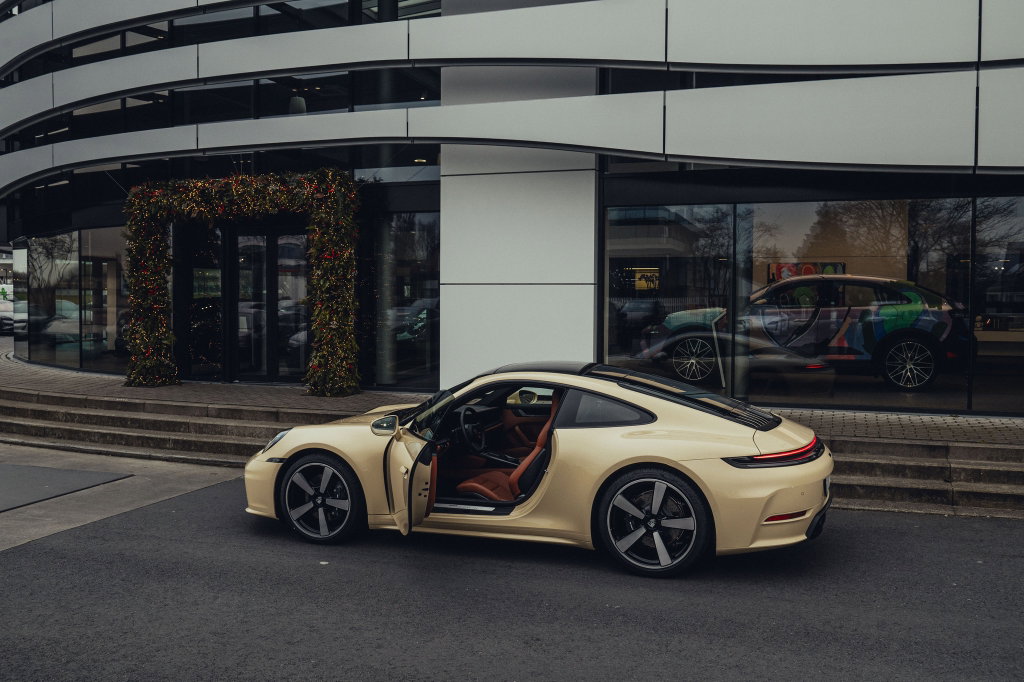 Porsche 992.2 Carrera