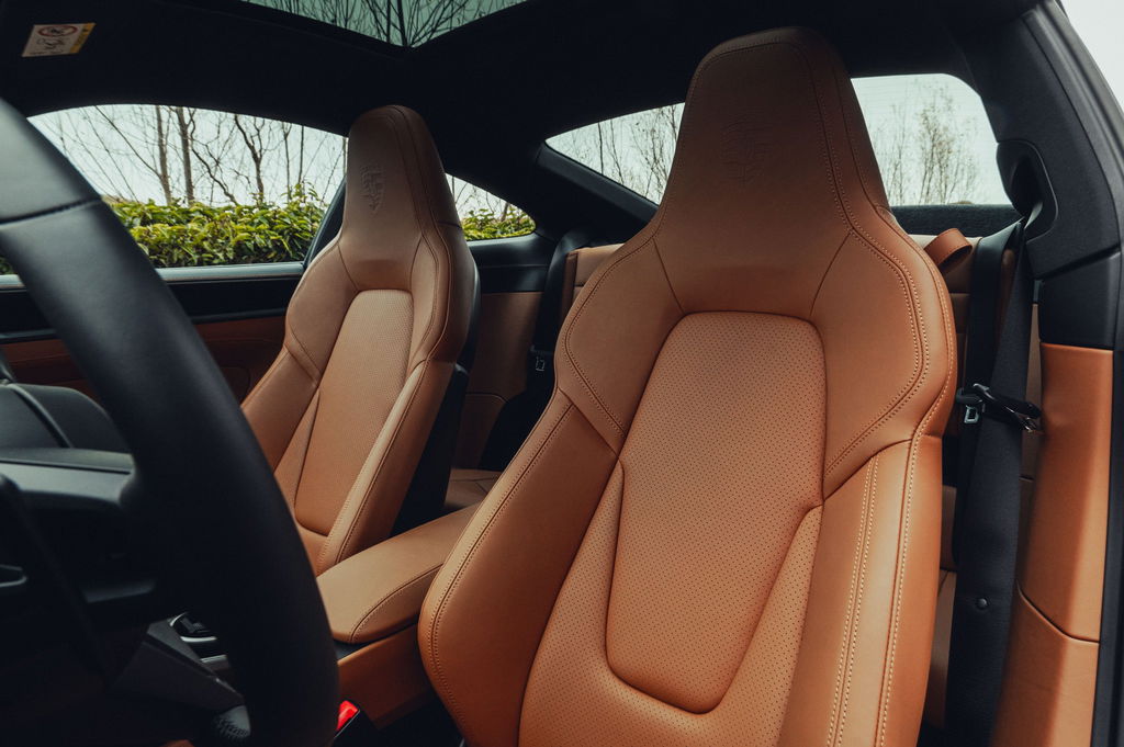 Porsche 992.2 Carrera