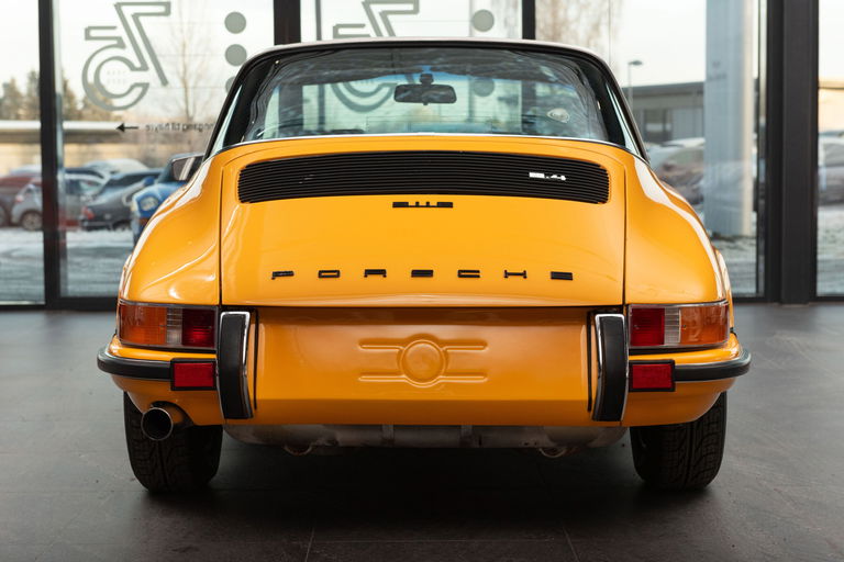 Porsche 911 E