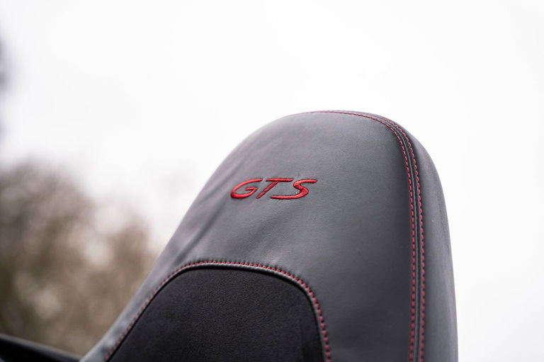 Porsche 991.2 Carrera GTS