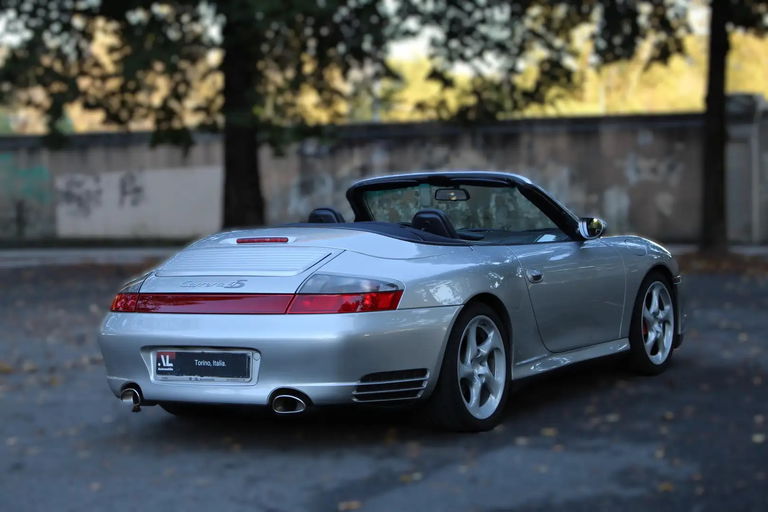 Porsche 996 Carrera 4S