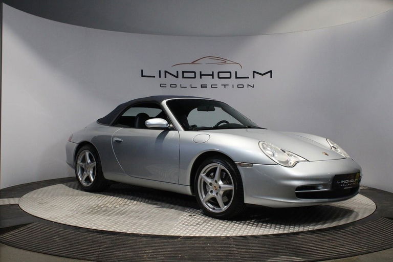 Porsche 996 Carrera 4