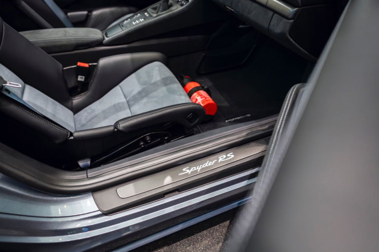 Porsche 718 Spyder RS