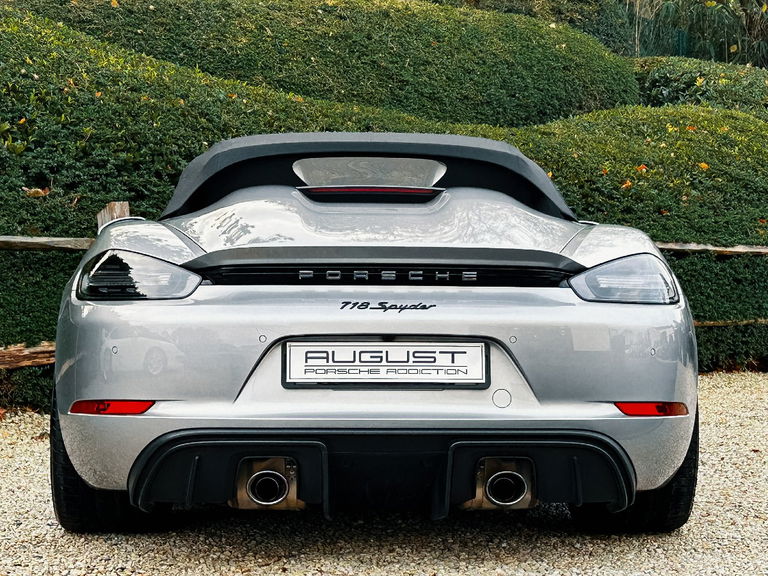 Porsche 718 Spyder
