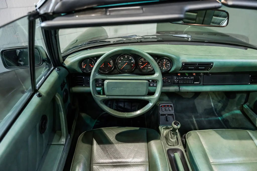 Porsche 964 Carrera 2