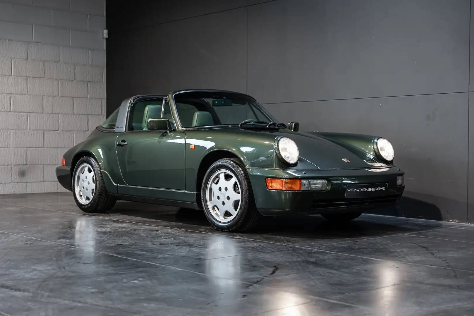 Porsche 964 Carrera 2 1991 - elferspot.com - Marketplace for