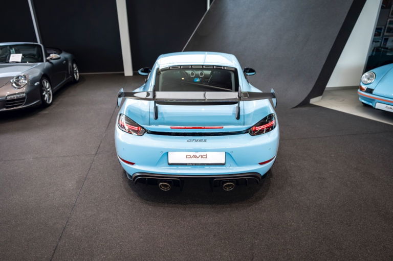 Porsche 718 Cayman GT4 RS