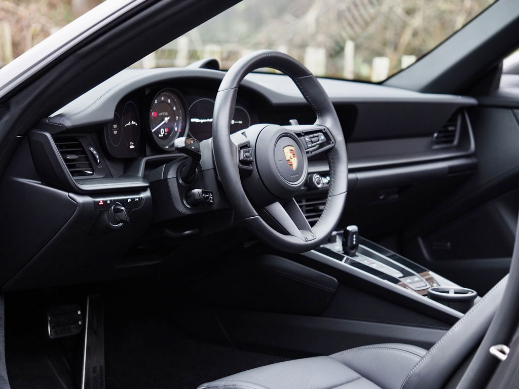 Porsche 992 Targa 4 GTS