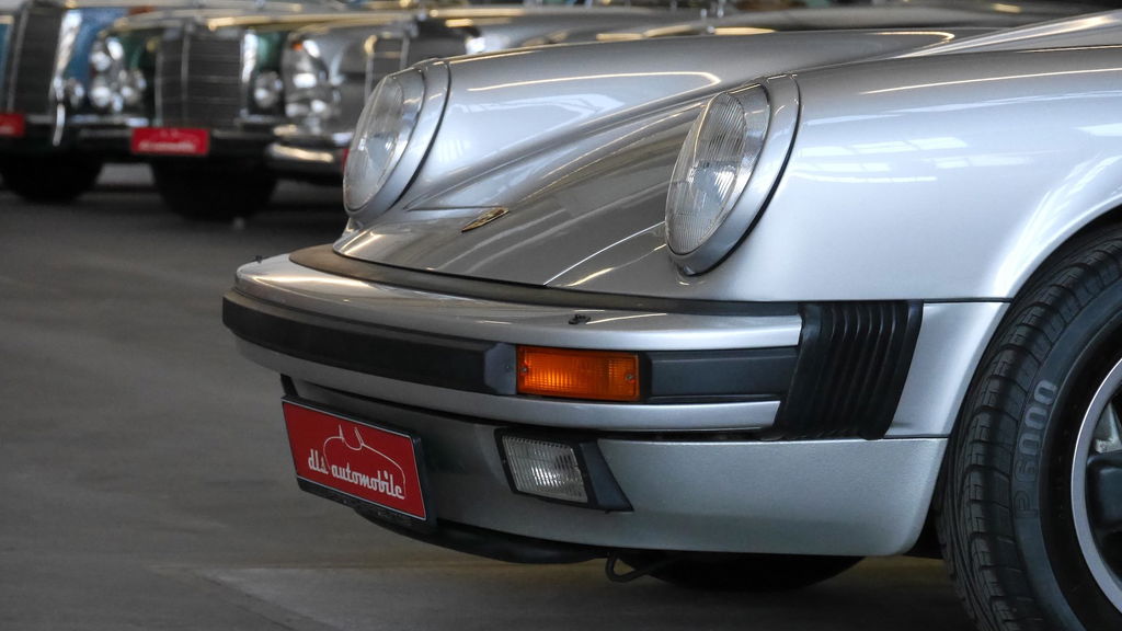 Porsche 911 Carrera 3.2