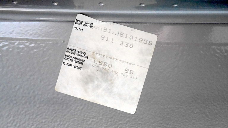 Porsche 911 Carrera 3.2