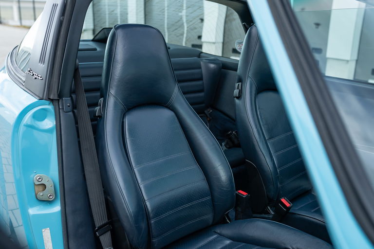 Porsche 911 Carrera 3.2 (US)