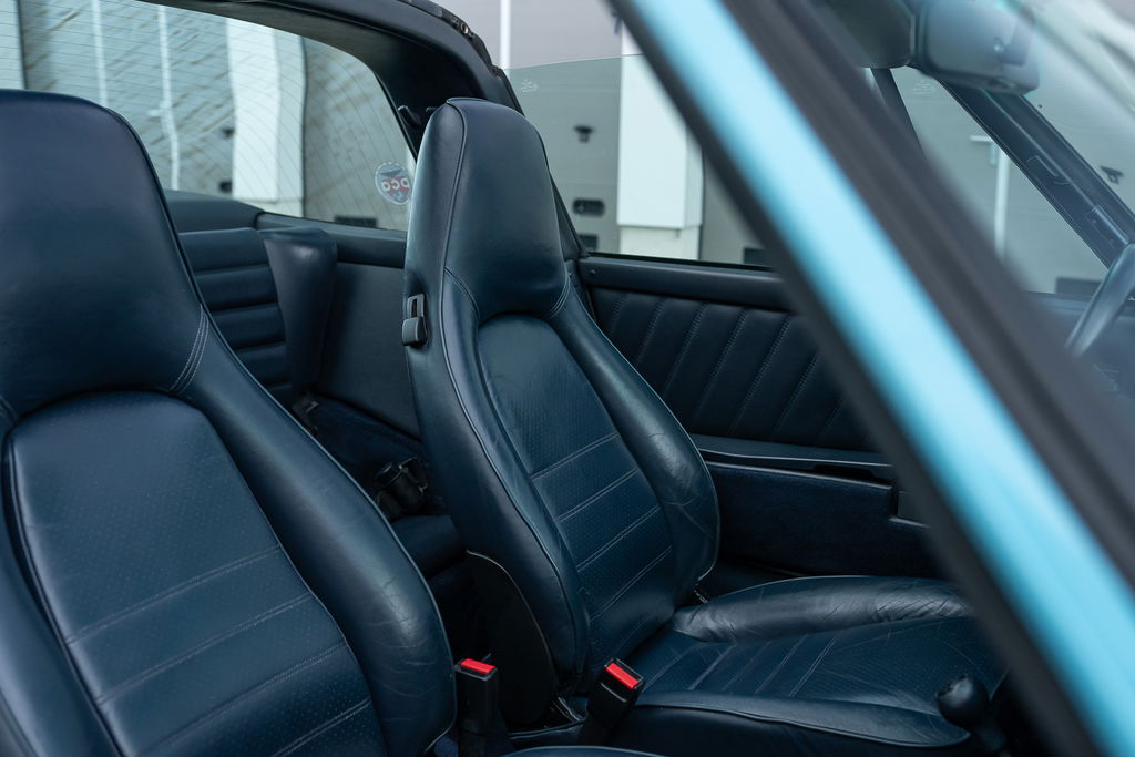 Porsche 911 Carrera 3.2 (US)