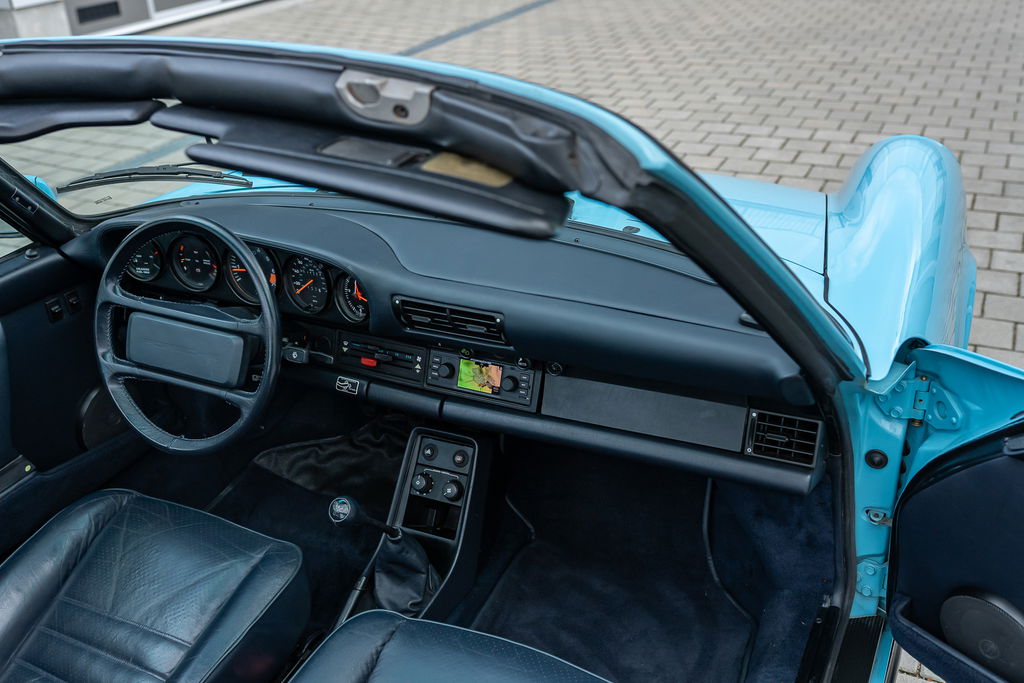 Porsche 911 Carrera 3.2 (US)