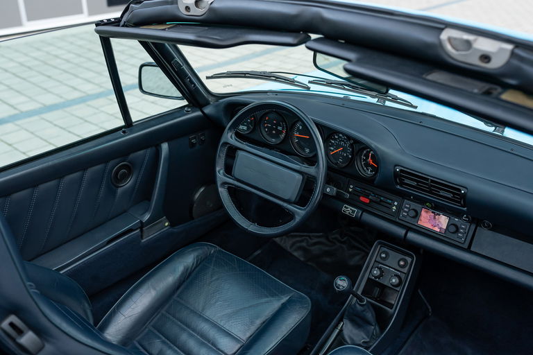 Porsche 911 Carrera 3.2 (US)