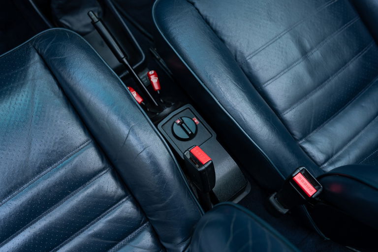 Porsche 911 Carrera 3.2 (US)