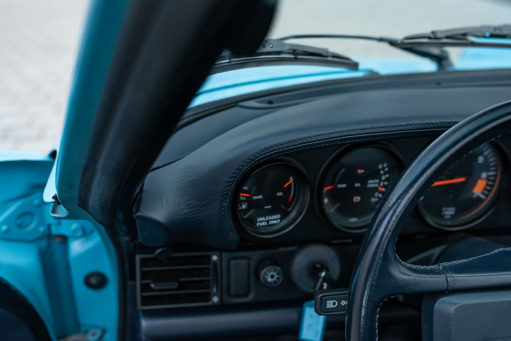 Porsche 911 Carrera 3.2 (US)