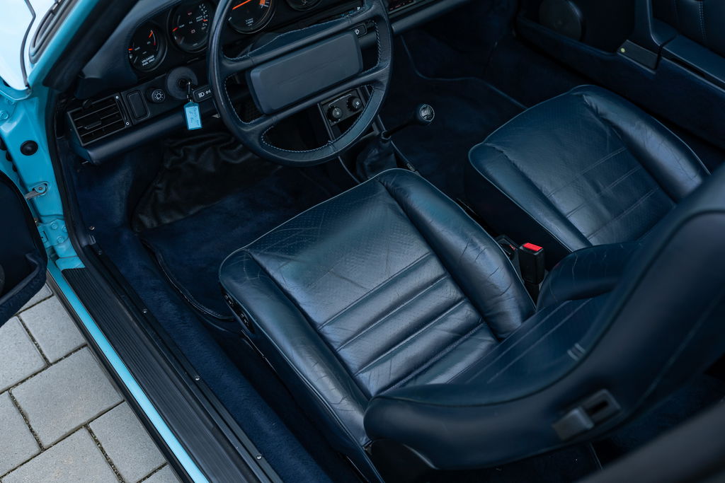 Porsche 911 Carrera 3.2 (US)