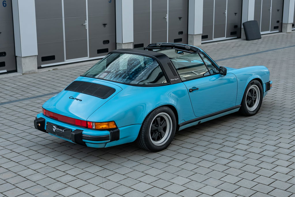 Porsche 911 Carrera 3.2 (US)