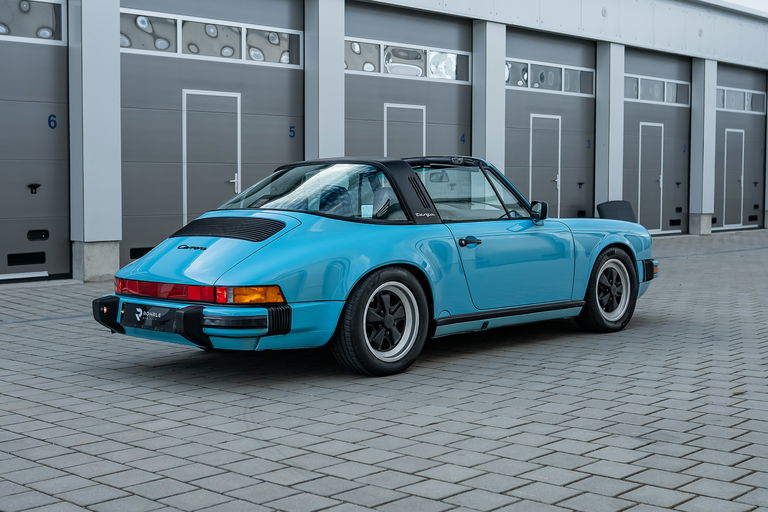 Porsche 911 Carrera 3.2 (US)