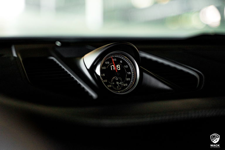 Porsche 991.2 Carrera GTS