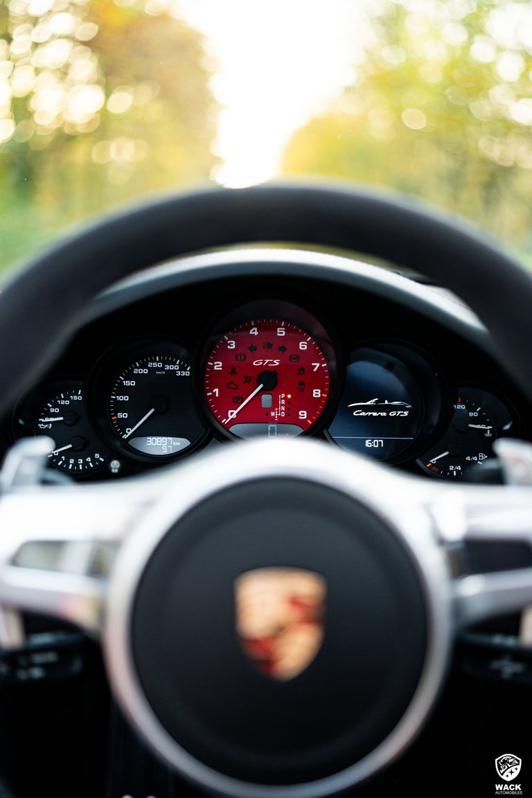 Porsche 991 Carrera GTS
