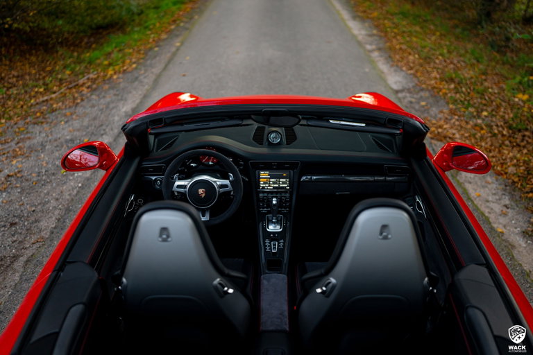 Porsche 991 Carrera GTS