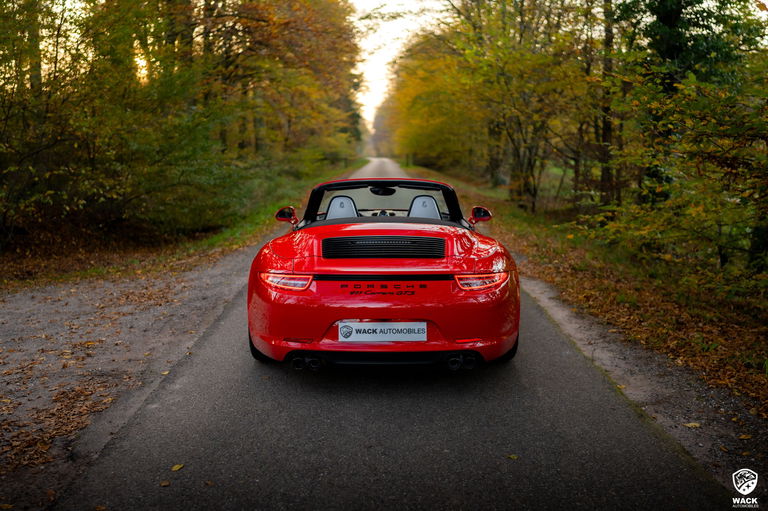 Porsche 991 Carrera GTS