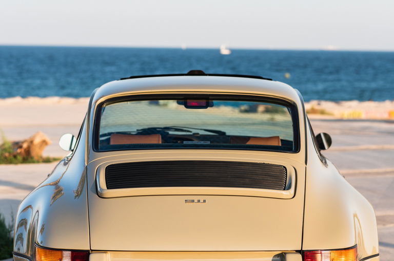 Porsche 911 Backdate