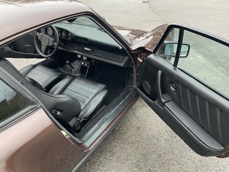 Porsche 911 Turbo 3.3