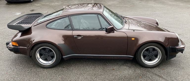 Porsche 911 Turbo 3.3