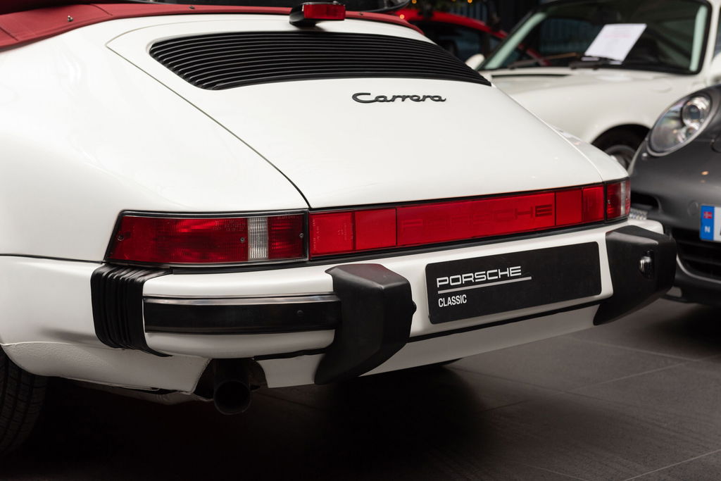 Porsche 911 Carrera 3.2