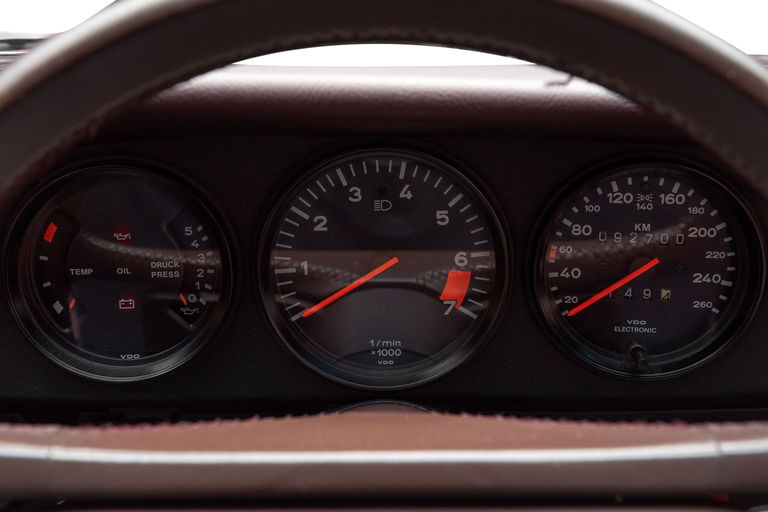 Porsche 911 Carrera 3.2