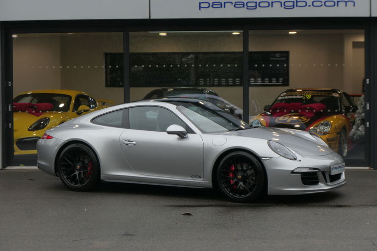 Porsche 991 Carrera GTS