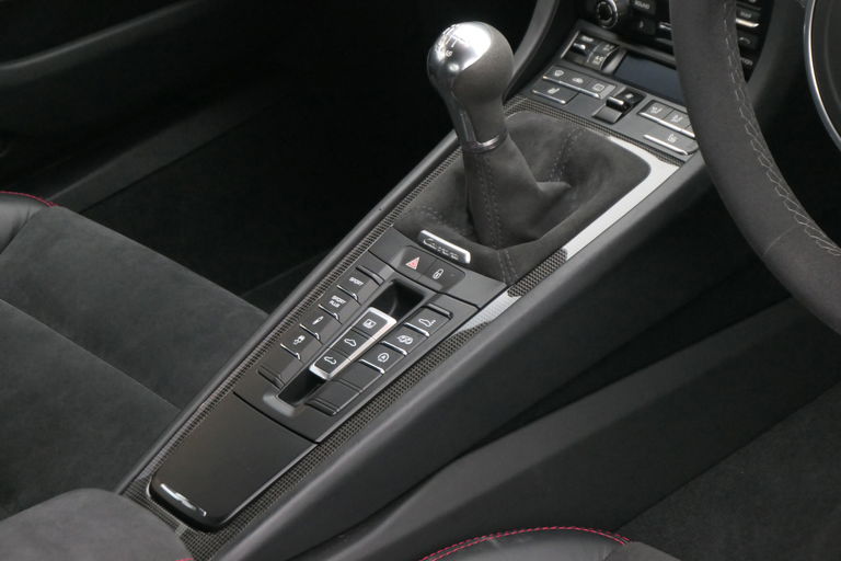 Porsche 991 Carrera GTS