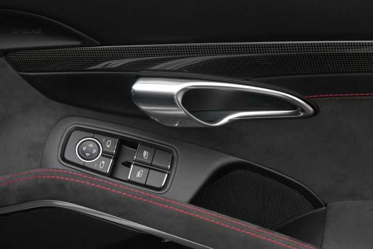 Porsche 991 Carrera GTS