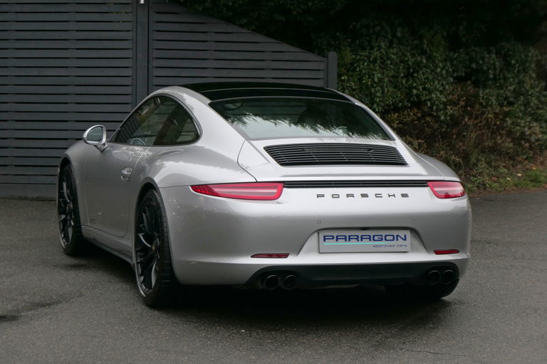 Porsche 991 Carrera GTS