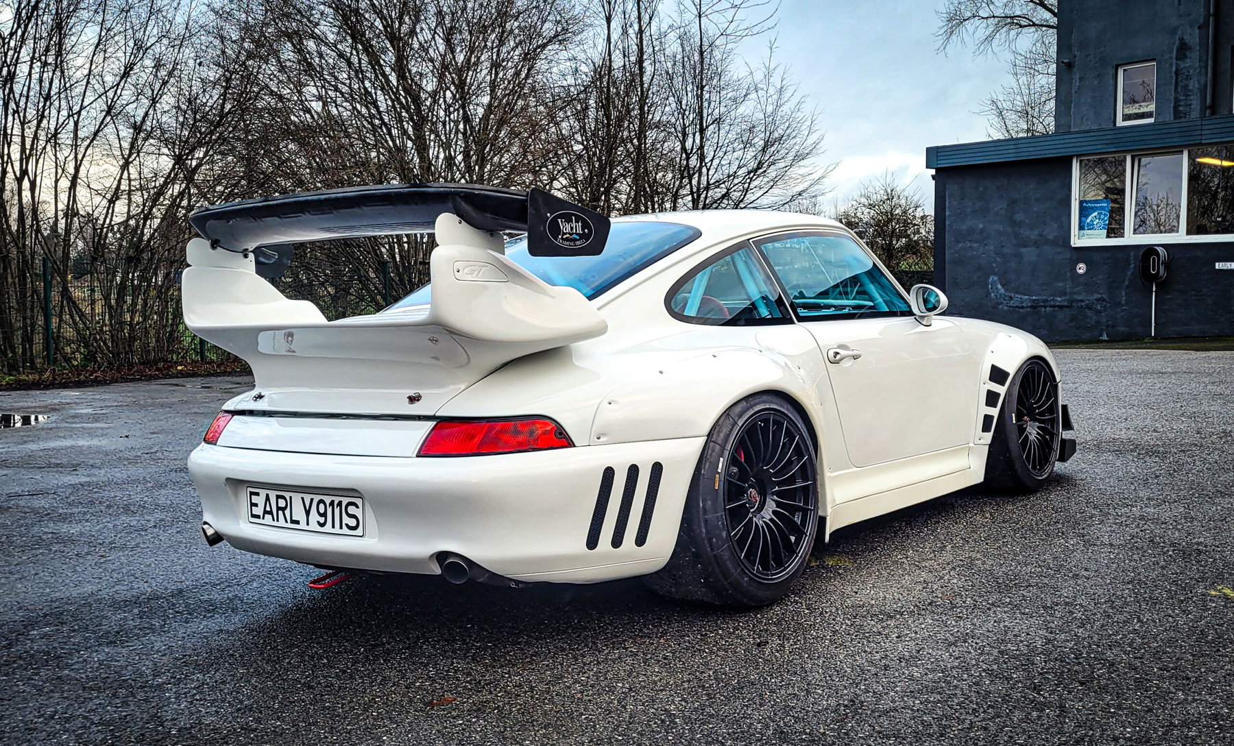 Porsche 993 Cup 3.8 RSR 1997 - elferspot.com - Marketplace for