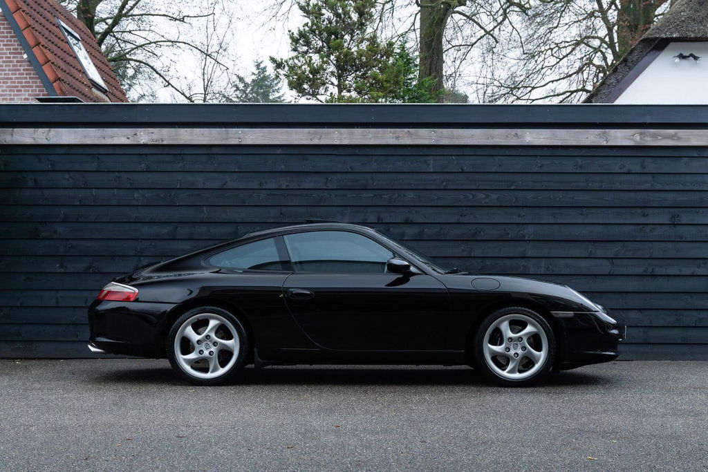 Porsche 996 Carrera