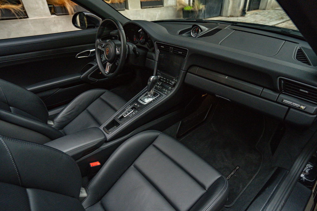 Porsche 991.2 Carrera 4 GTS