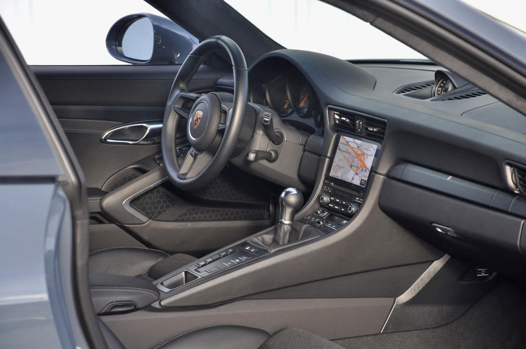 Porsche 991 GT3 Touring