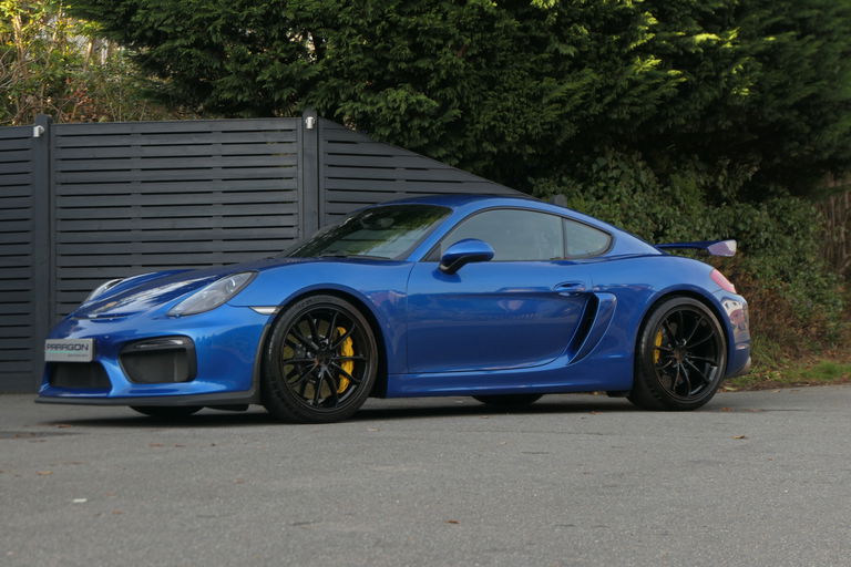 Porsche 981 Cayman GT4