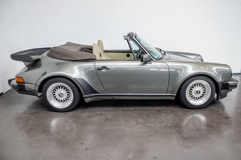 Porsche 911 Turbo 3.3 (US)